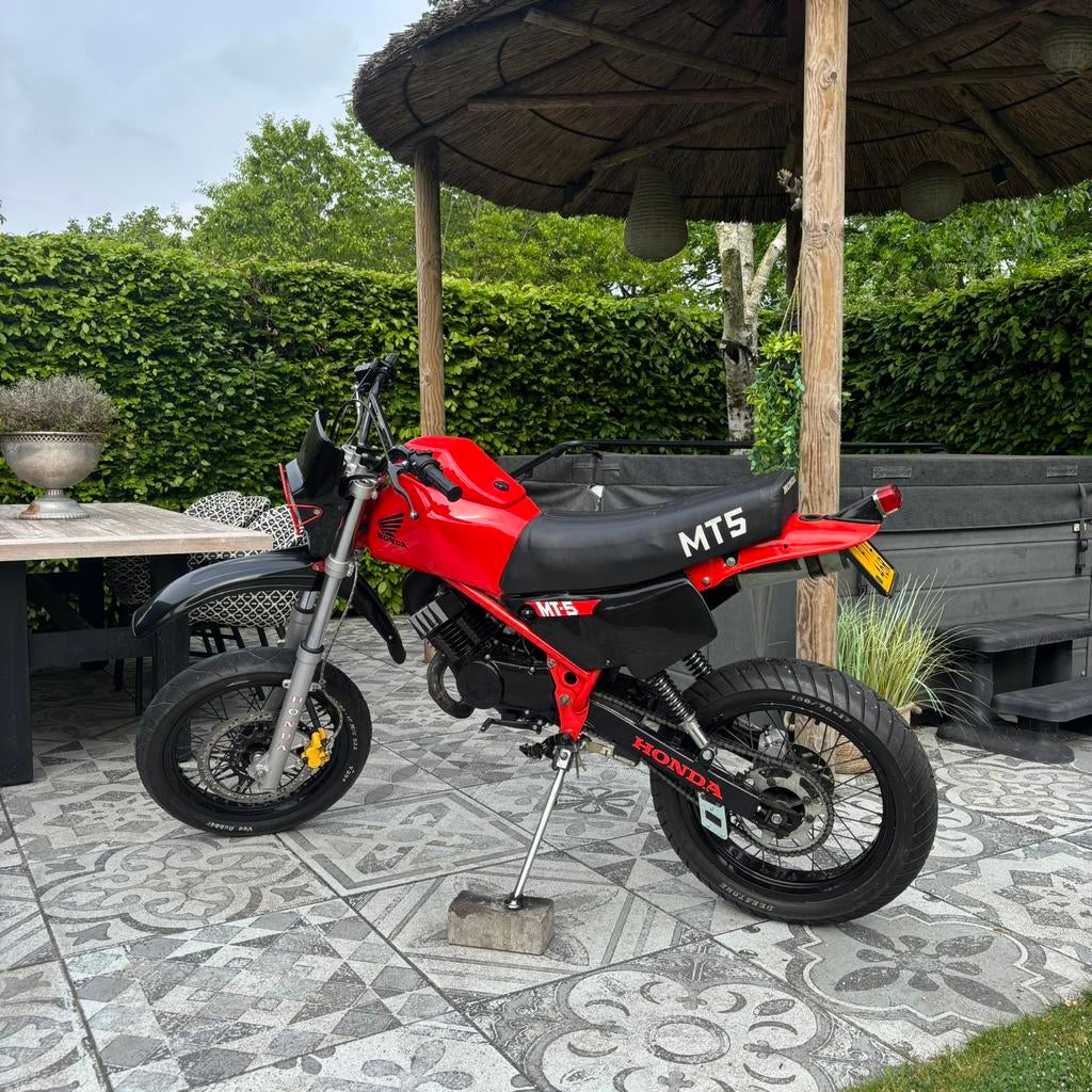 Honda MT5 (supermoto), Ophalen of Verzenden, Zo goed als nieuw, Blok