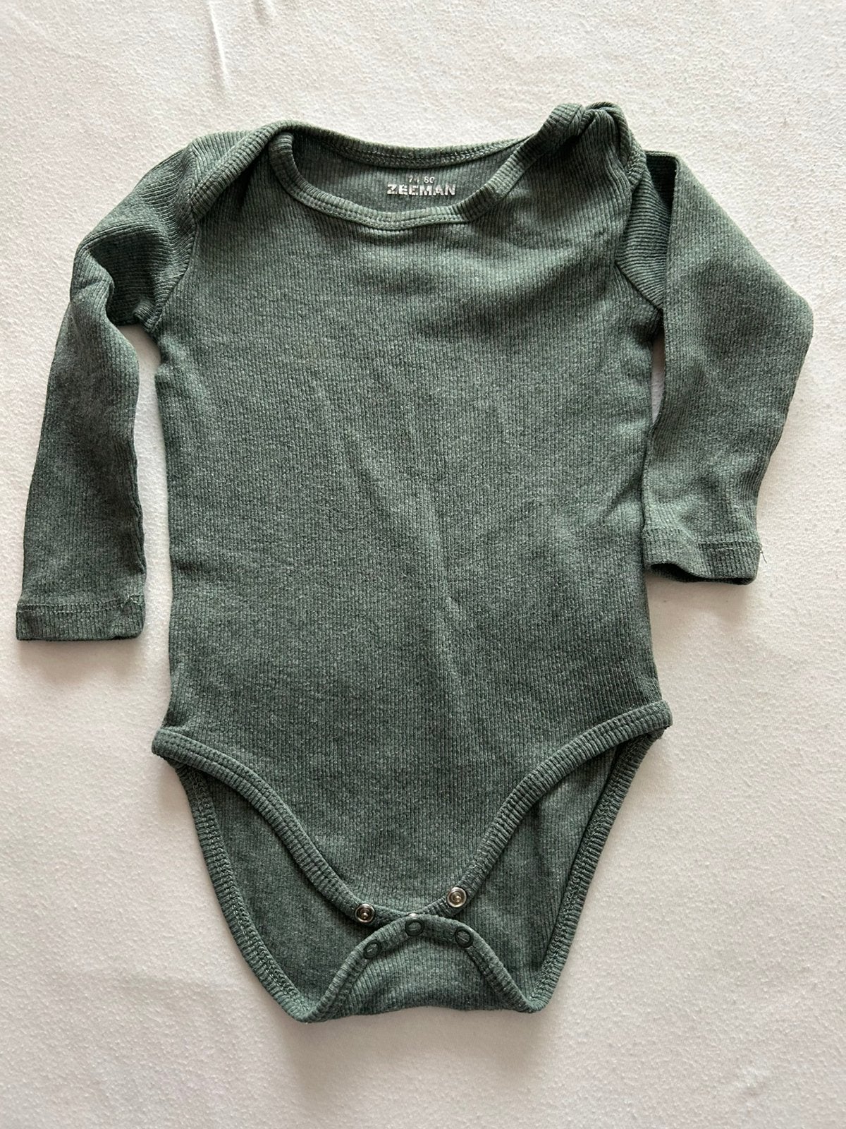 Zeeman Romper Groen Maat 74/80, Ophalen of Verzenden, Zo goed als nieuw, Jongetje of Meisje, Nacht- of Onderkleding