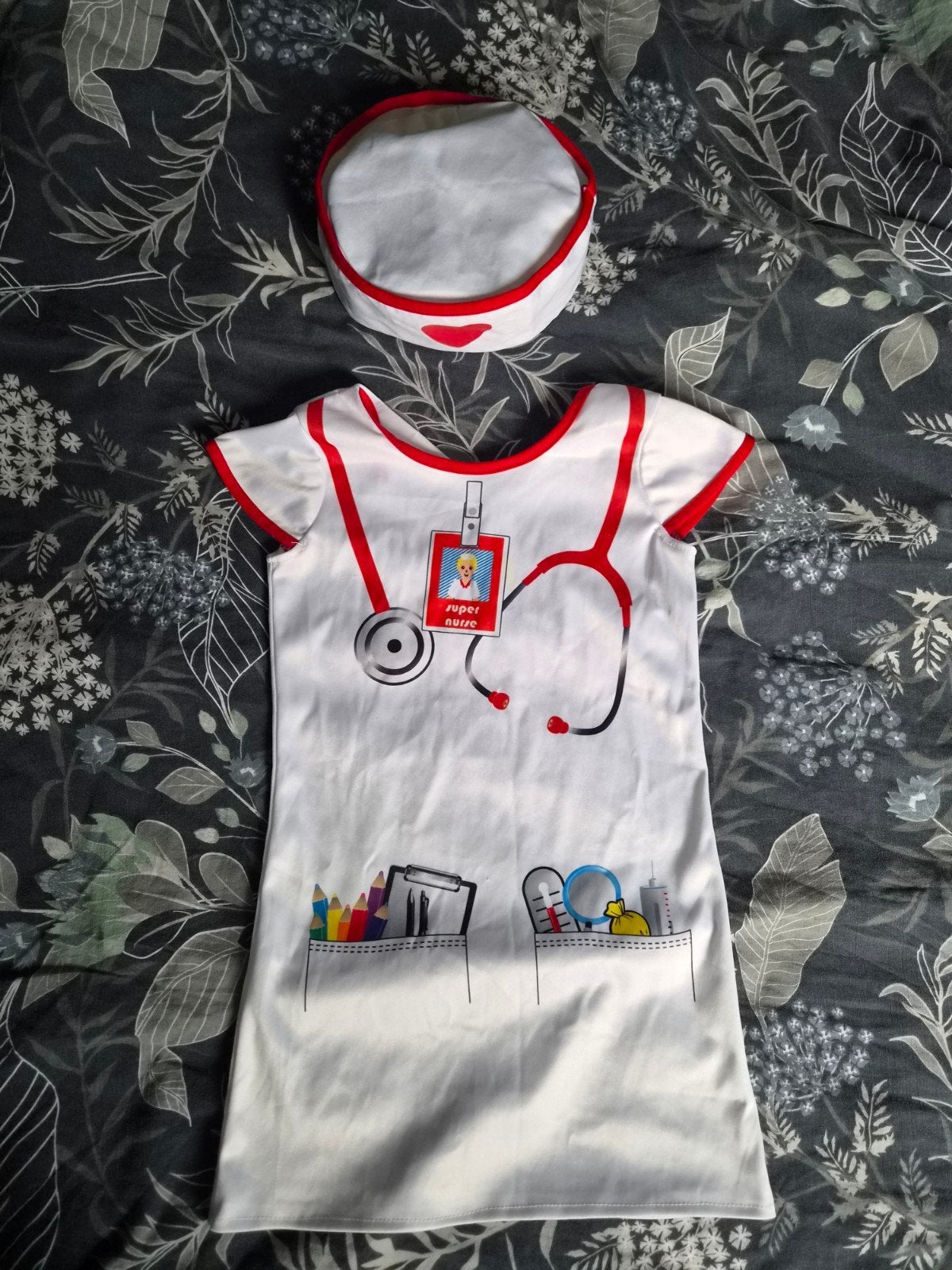 Verpleegster verkleedjurk met mutsje - Maat 116, Party Mix, Meisje, Ophalen of Verzenden, Zo goed als nieuw