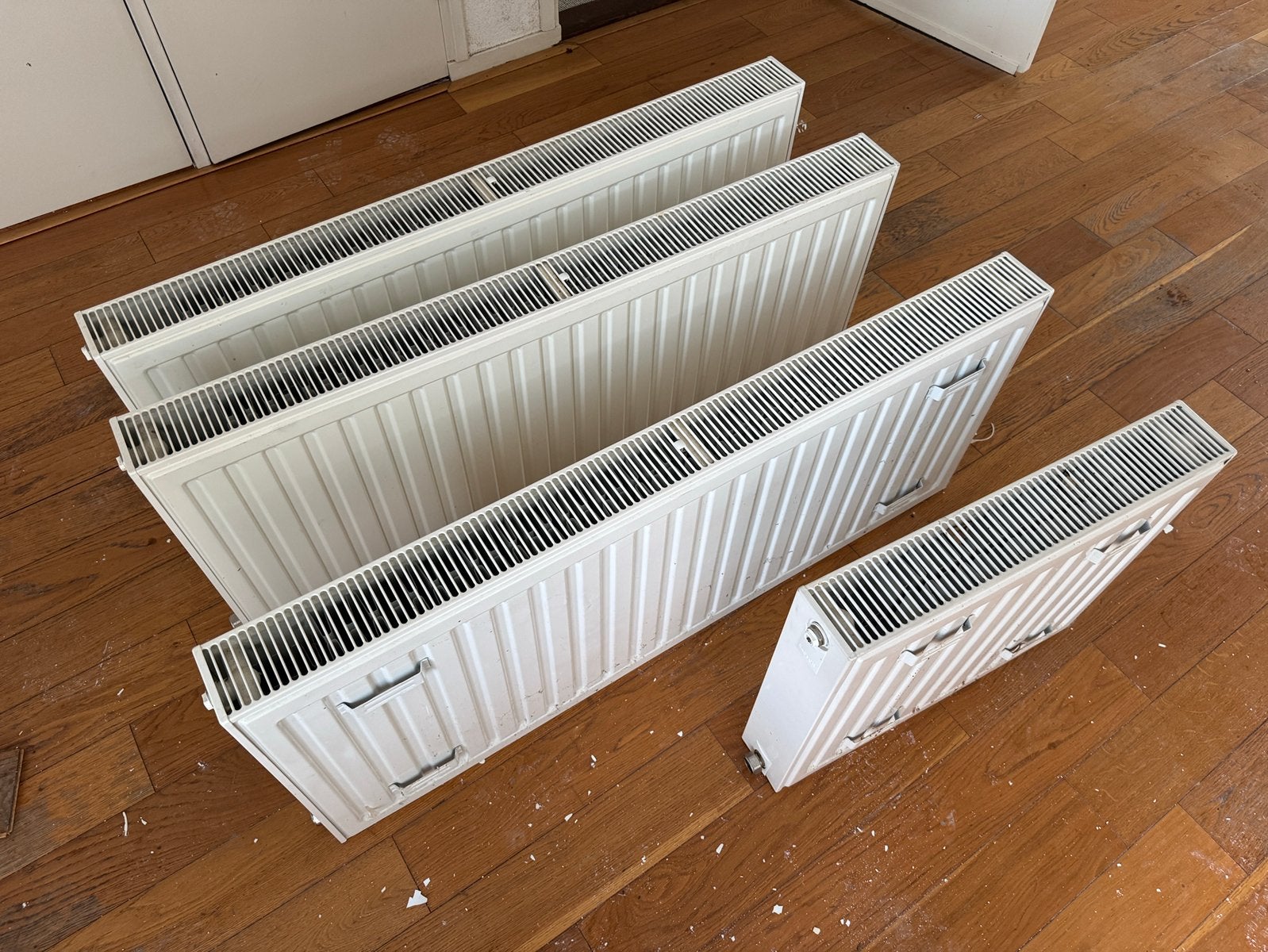 4x radiatoren radson, Doe-het-zelf en Verbouw, Verwarming en Radiatoren, 30 tot 80 cm, Hoog rendement (Hr), Radiator, Ophalen of Verzenden
