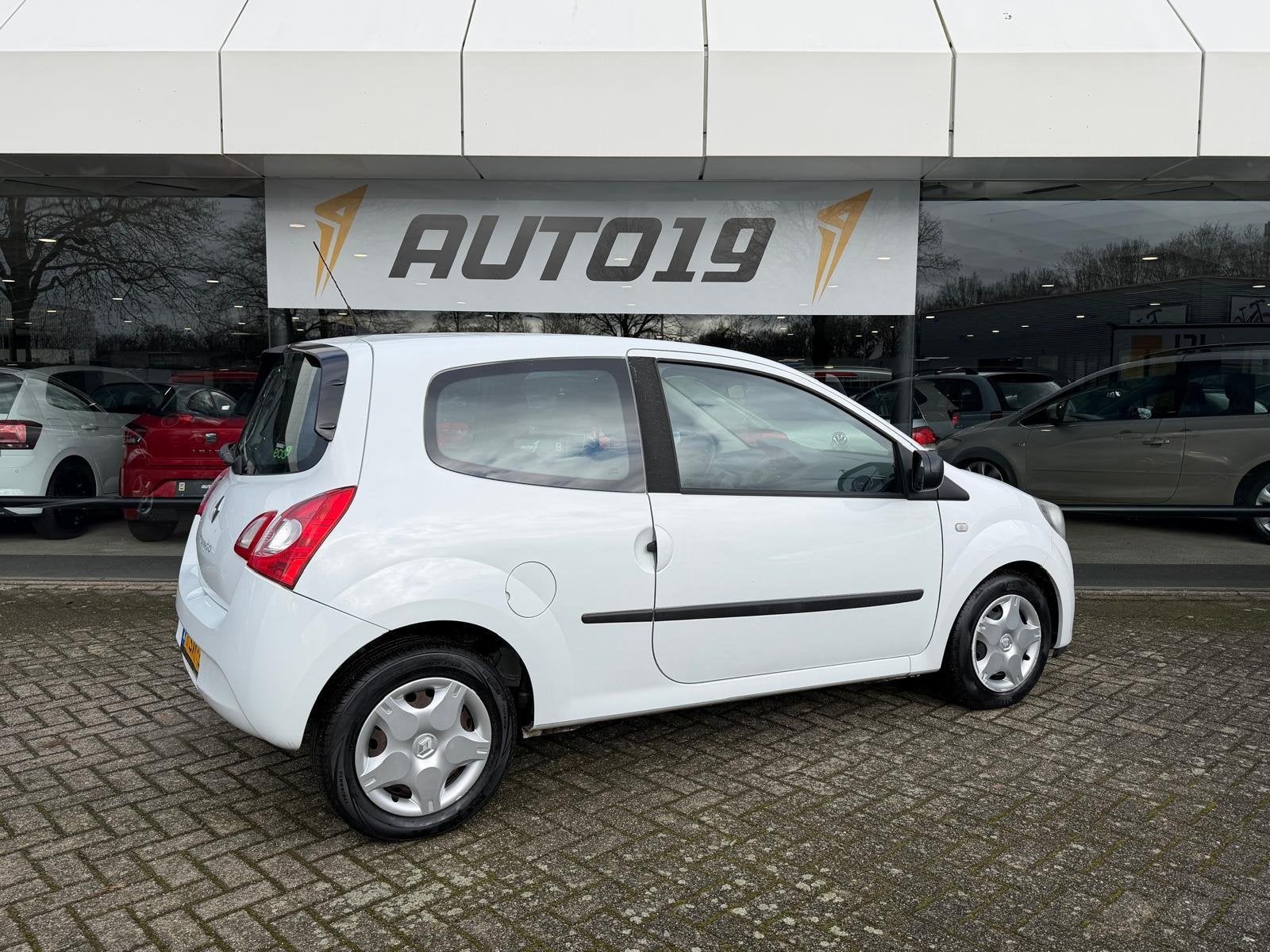 Renault Twingo 1.2 16V Parisienne, Voorwielaandrijving, Gebruikt, Bluetooth, 4 cilinders