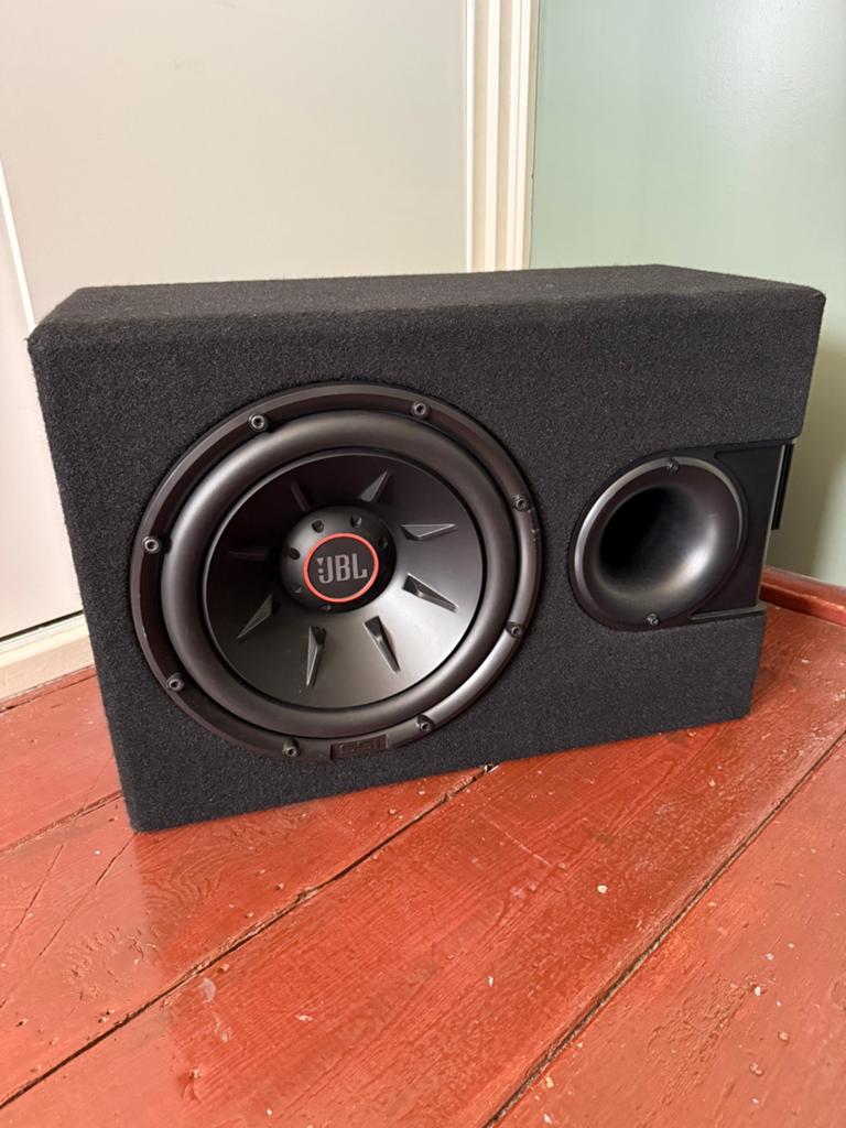 Jbl subwoofer met versterker, Ophalen, Zo goed als nieuw