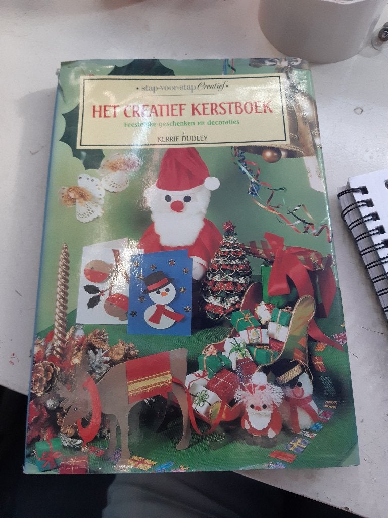 Het creatief kerstboek (Z217-19), Ophalen of Verzenden, Zo goed als nieuw, Overige onderwerpen