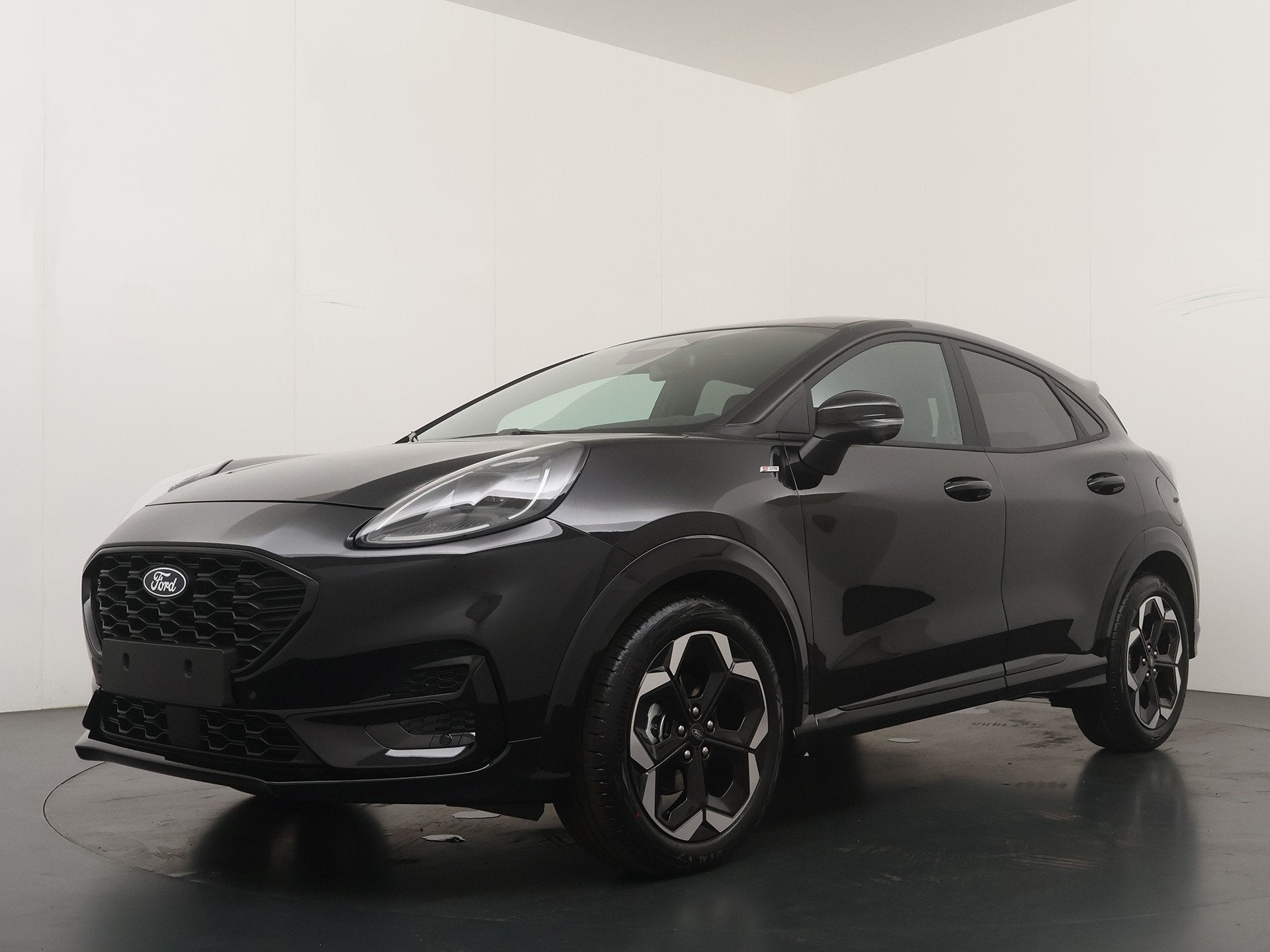 Ford Puma Hybrid ST-Line X 155Pk I Driver Assist | Winter Pa, Puma, Zwart, Leder en Stof, Zwart