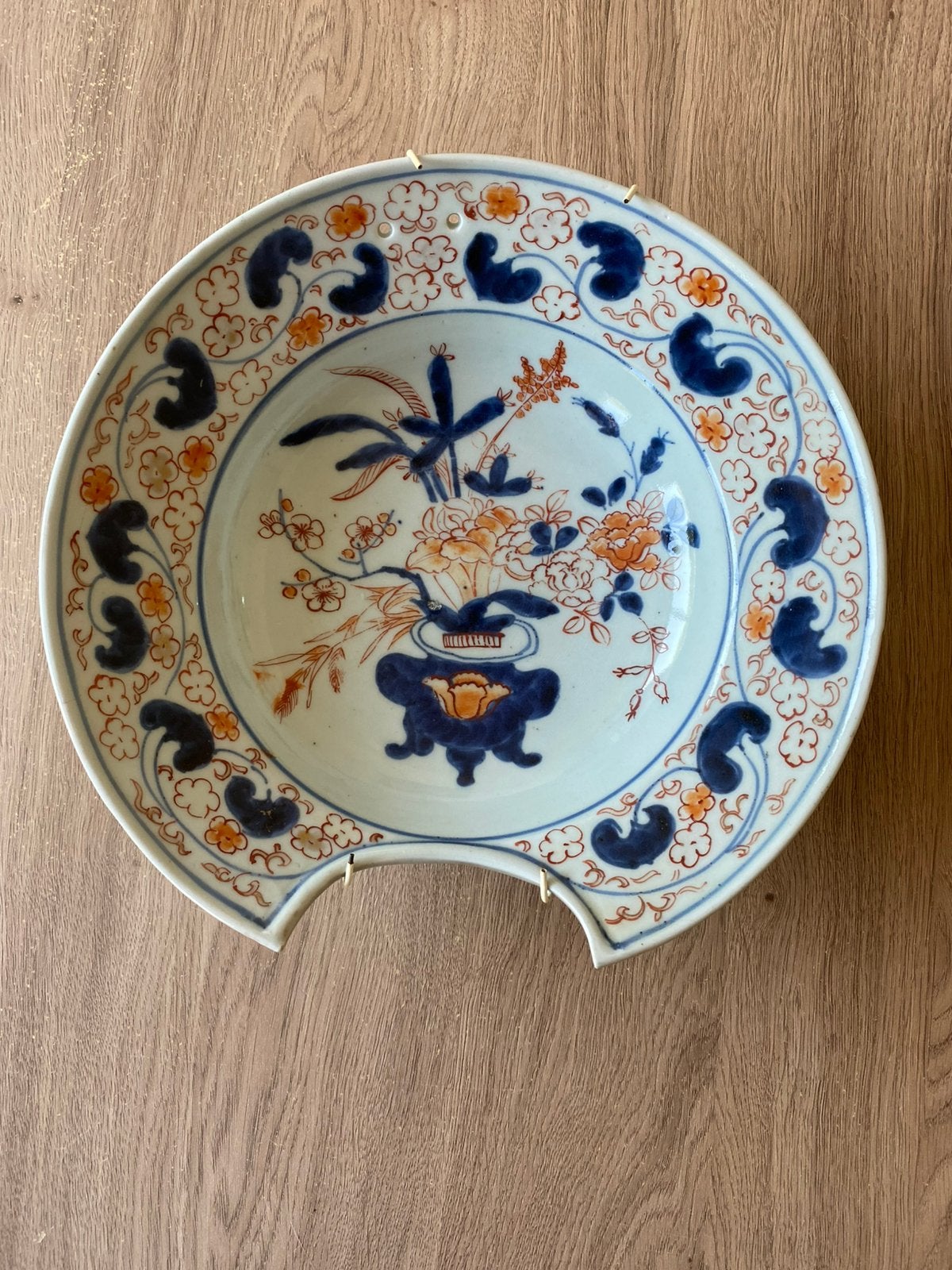 Japans Imari porseleinen scheerbekken Edo-tijdperk (ca 1700), Ophalen