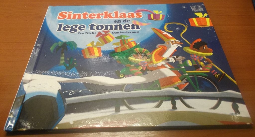 Sinterklaas boek: Sinterklaas en de lege tonnen, Ophalen, Zo goed als nieuw