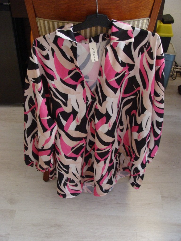 Te koop rose zwart berge en wit tuniek maat XL, Kleding | Dames, Ophalen of Verzenden, Nieuw, Maat 46/48 (XL) of groter, Zwart