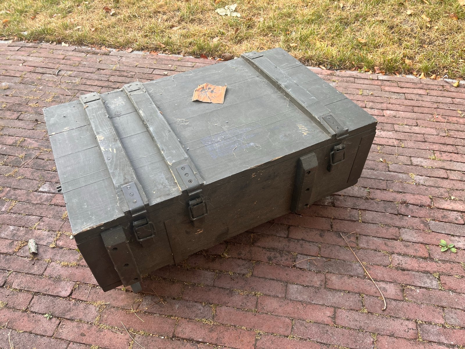 Robuuste houten munitiekist op wielen - Legergroen, Huis en Inrichting, Woonaccessoires | Kisten, Gebruikt, 50 – 75, 75 tot 100 cm