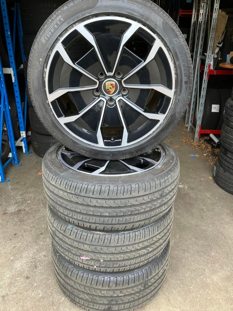 20 inch originele Porsche Taycan velgen met zomerbanden, Gebruikt, 285 mm, Ophalen of Verzenden, Porsche