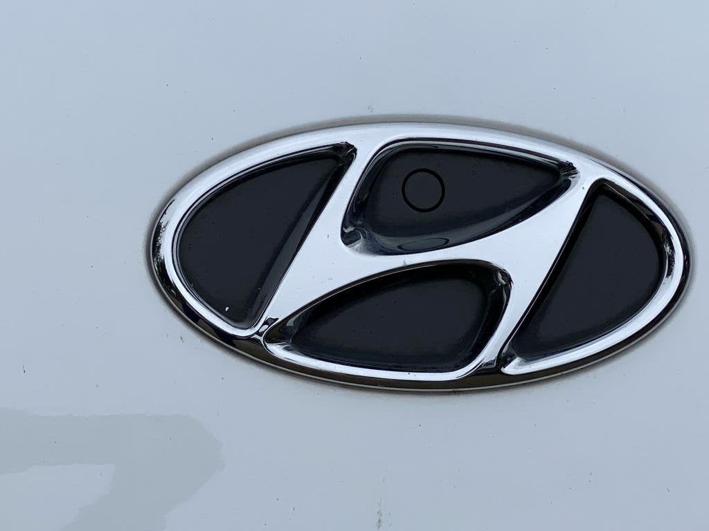 Hyundai Kona automaat navigatie EV 39 automaat, Auto's, Stof, Gebruikt, Origineel Nederlands, 204 pk