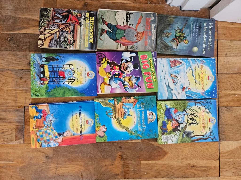 Diverse kinderboeken: Paul van Loon, Disney, Dickens, Ophalen of Verzenden, Gelezen, Paul van Loon, Charles Dickens, Disney, Hitchcock