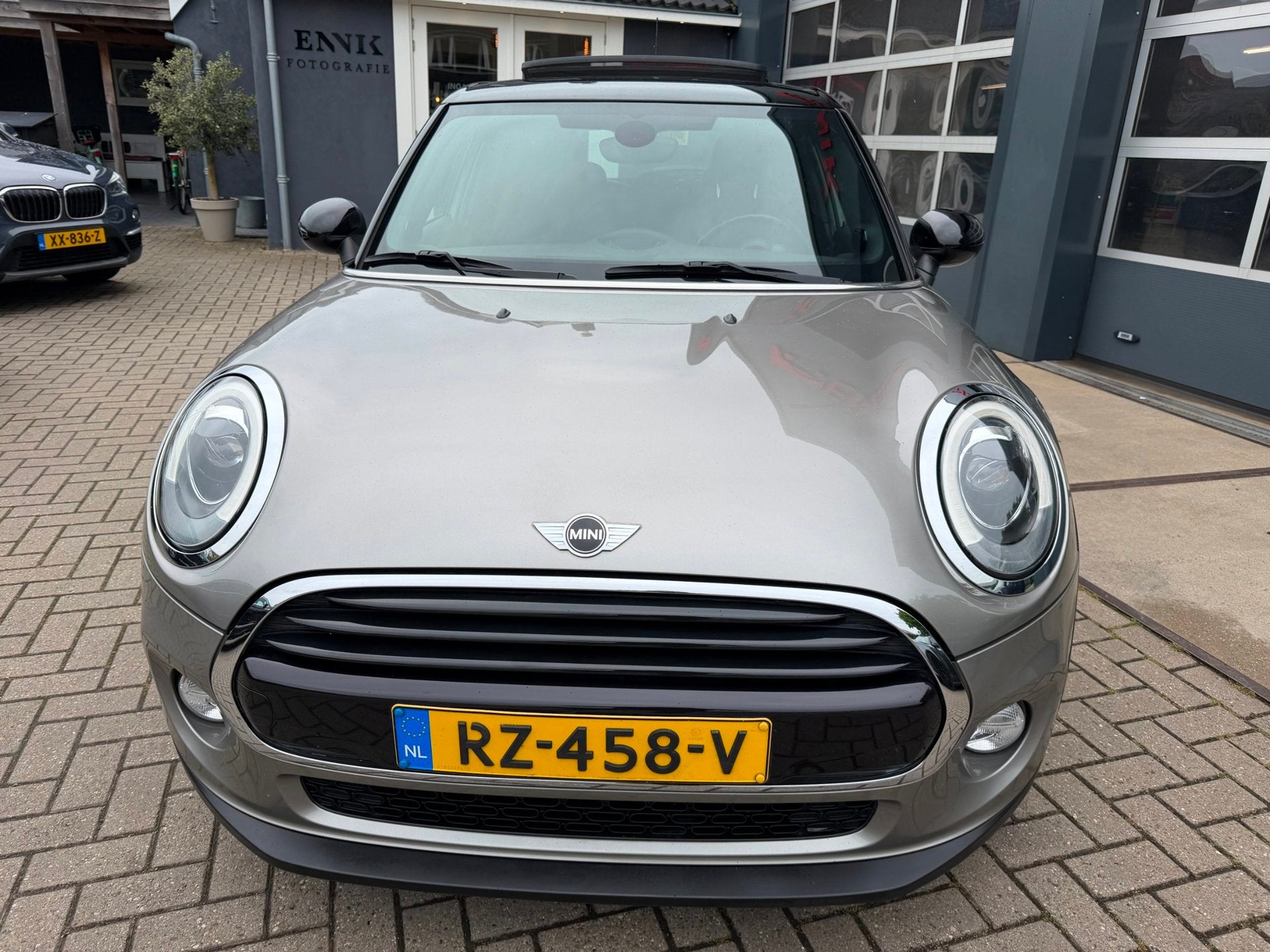Mini Mini 1.5 Cooper Chili Serious Business / Works / Pano /, Auto's, 136 pk, Gebruikt, 49 €/maand, Bedrijf
