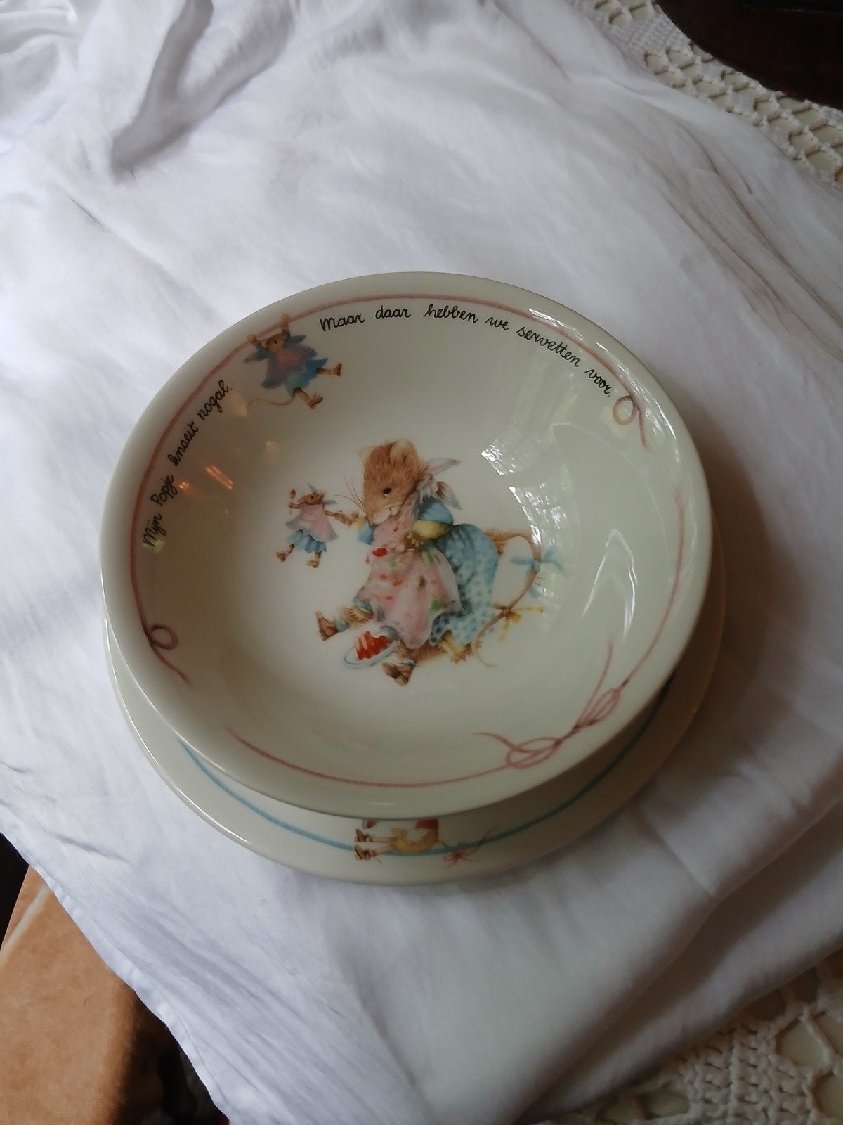 Geboortegeschenk setje Vera de Muis, Ophalen of Verzenden, Zo goed als nieuw, Overige stijlen, Bord(en)