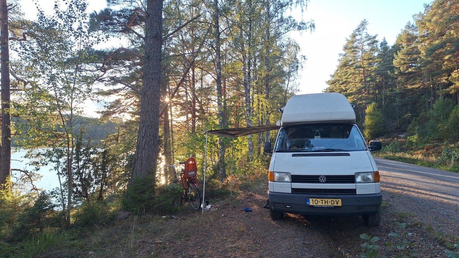 Volkswagen T4 California met hoogdak en Westfalia inbouw, Buscamper of Camperbus, Luifel, Volkswagen, 7 tot 12 maanden geleden