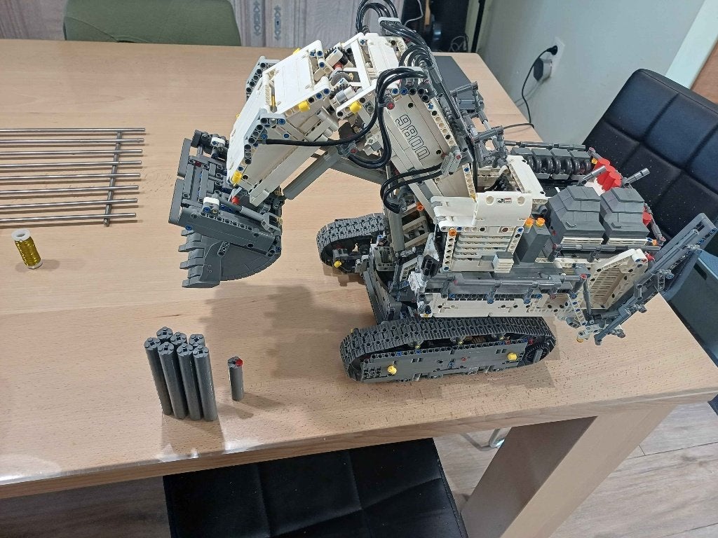 Lego Technic 42100 Liebherr 9800