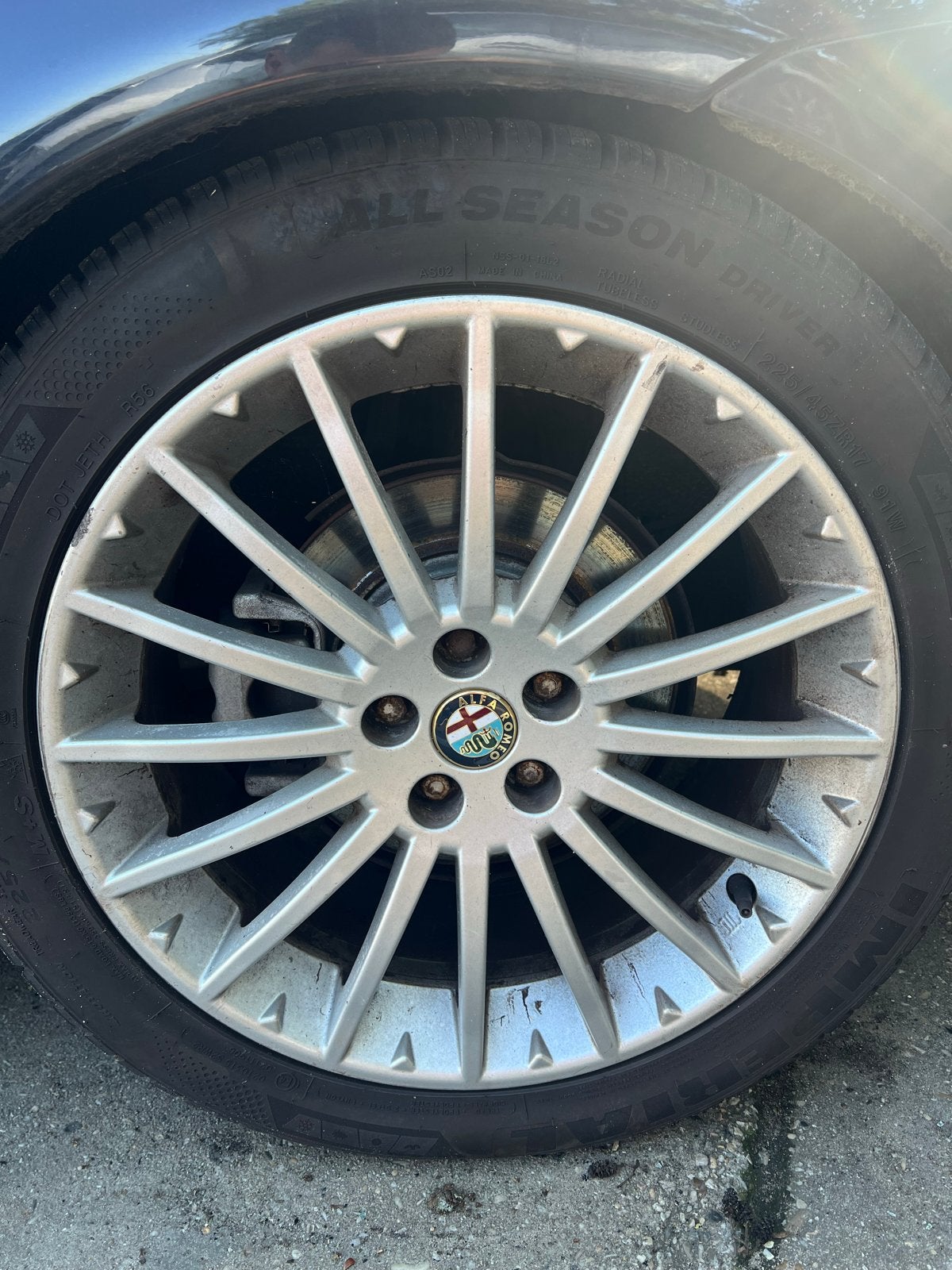 Alfa Romeo 17-inch velgen + 15-inch reservewiel, Gebruikt, Banden en Velgen, 17 inch, Ophalen of Verzenden