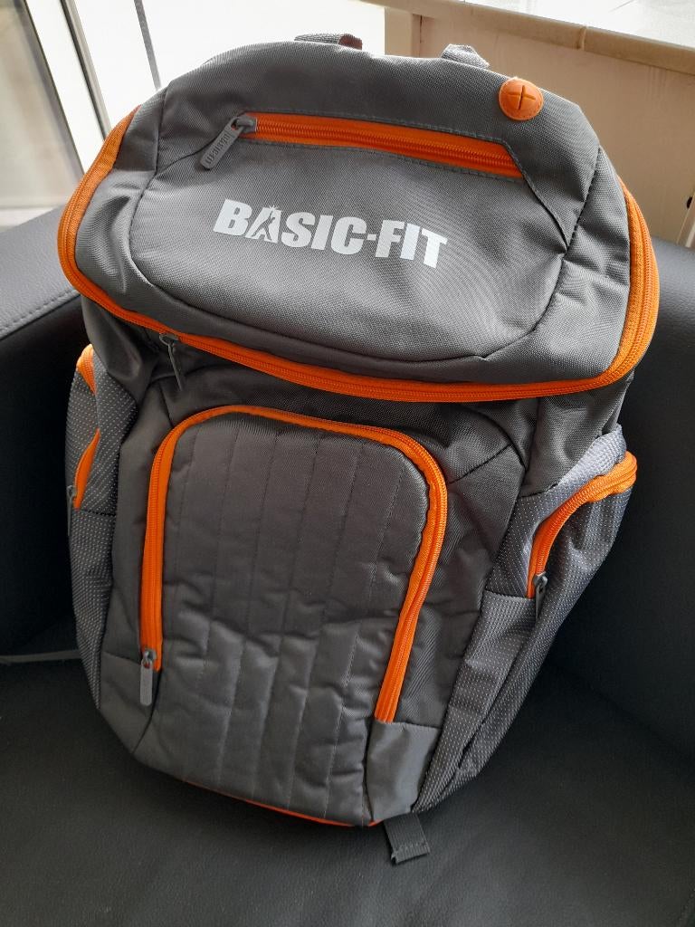 Basic fit rugtas, Sieraden, Tassen en Uiterlijk, Tassen | Rugtassen, Ophalen, Overige merken, 45 tot 60 cm