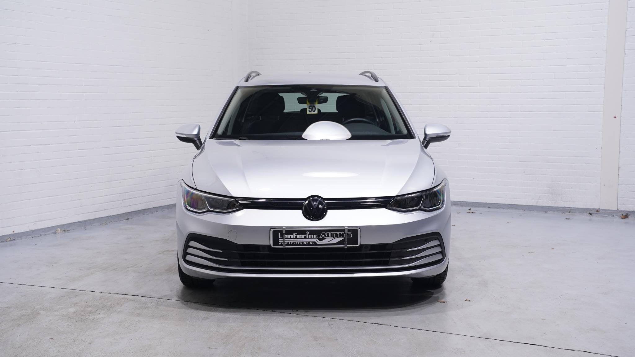 Volkswagen Golf Variant 1.0 eTSI Life NAP 1e Eig. Apple Carp, Stof, Gebruikt, Automatische klimaatregeling, Origineel Nederlands