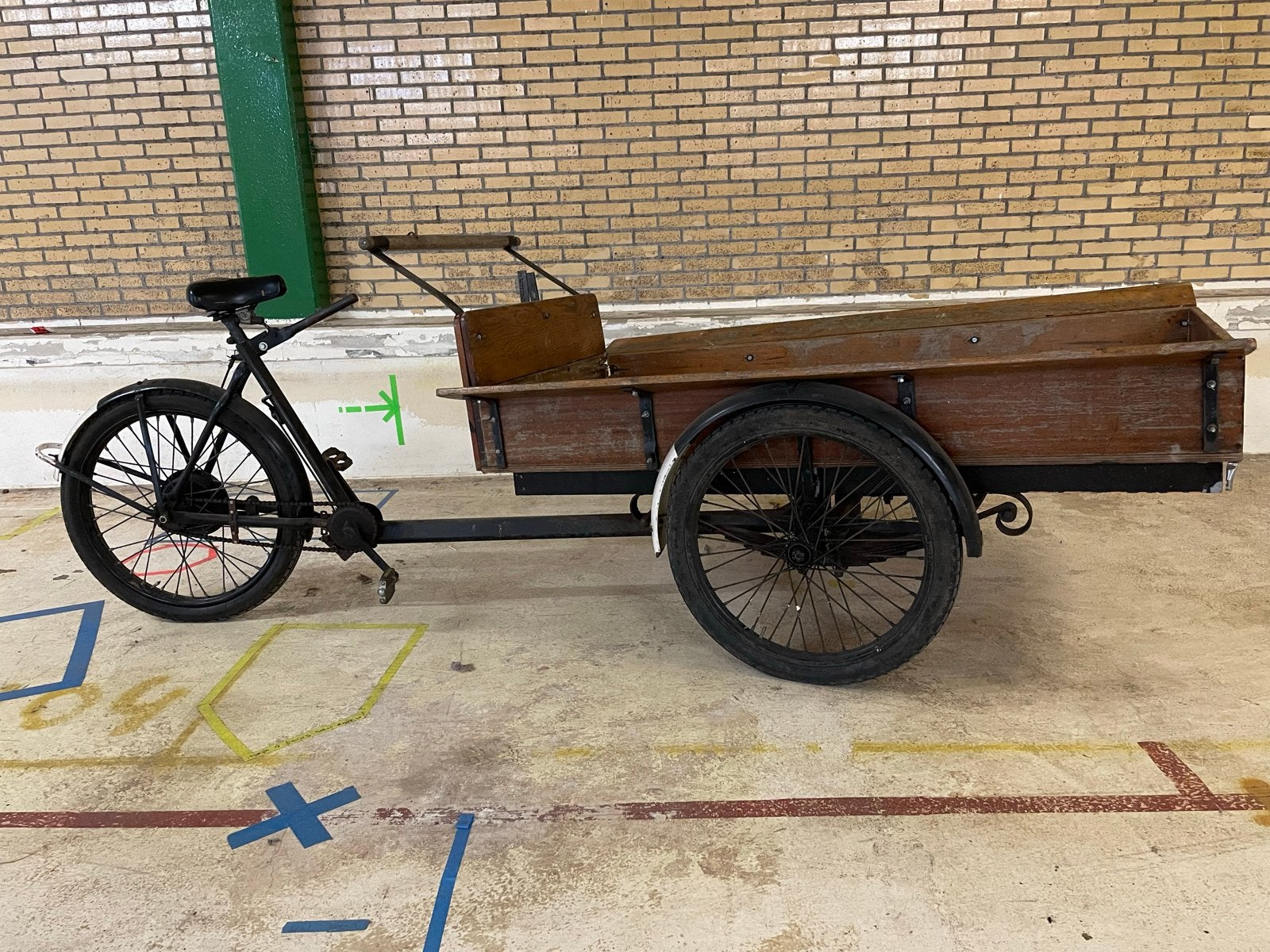 Oude bakfiets (opknapper), Gebruikt, Goederen, Trommelrem, Ophalen