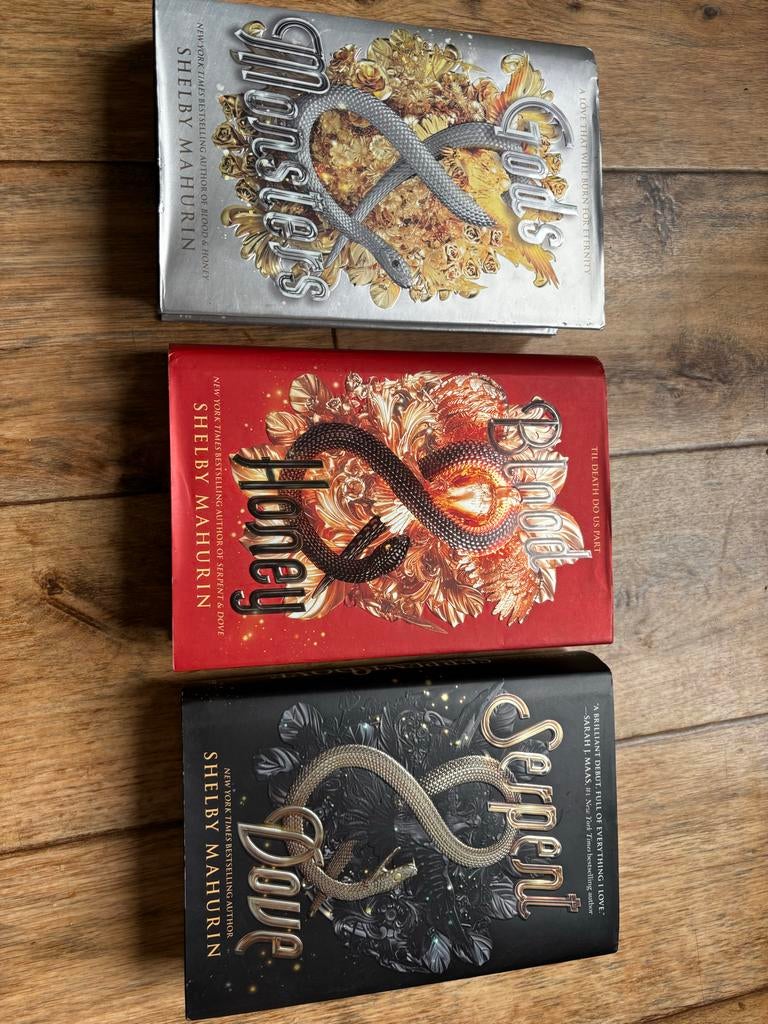 Serpent & Dove Trilogie - Hardcover : Set Engelstalig, Boeken, Fantasy, Zo goed als nieuw, Ophalen of Verzenden