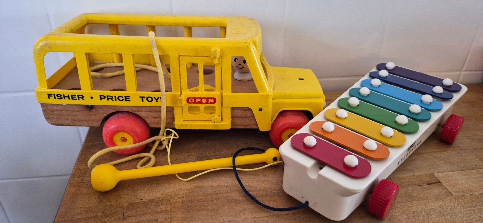Vintage Fisher-Price Schoolbus & Xylofoon Speelgoedset, Ophalen of Verzenden, Gebruikt, Speelset