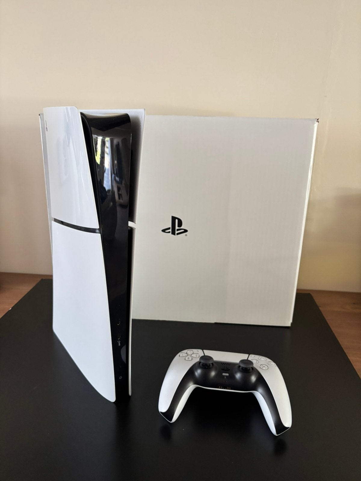 Playstation 5 Slim Digital 1TB met doos, Spelcomputers en Games, Spelcomputers | Sony PlayStation 5, Ophalen, Zo goed als nieuw