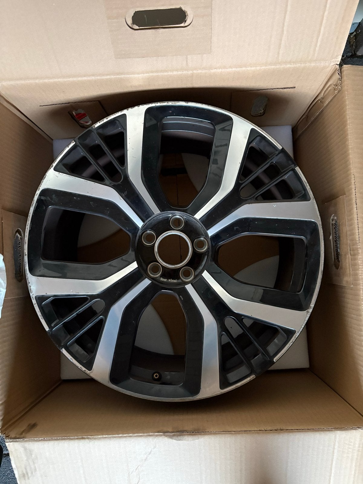 Polestar 2 Performance achtervelg, Auto-onderdelen, Banden en Velgen, Ophalen, Gebruikt, Velg(en), 20 inch