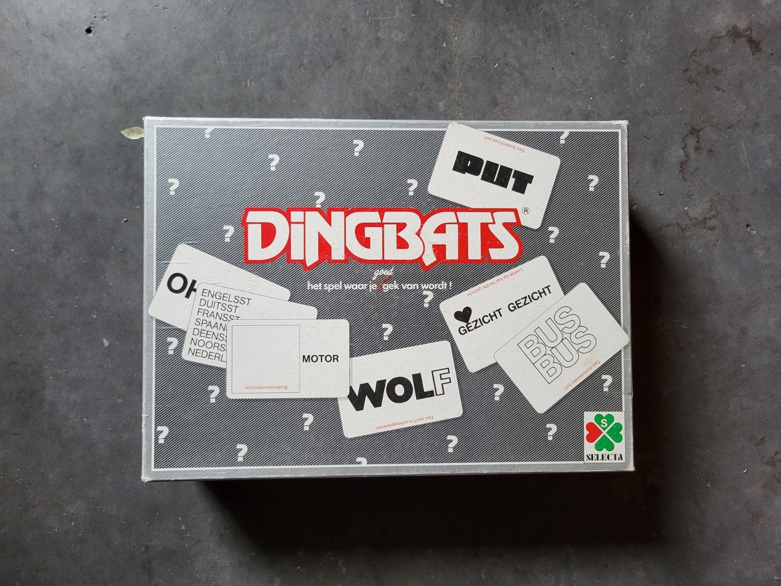 Dingbats: Het spel waar je gek van wordt! (Selecta), Hobby en Vrije tijd, Drie of vier spelers, Ophalen of Verzenden, Gebruikt