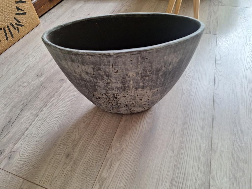Prachtige design bloempot voor binnen en buiten, Tuin en Terras, Bloempotten, 25 tot 40 cm, Binnen, Ophalen of Verzenden, Zo goed als nieuw