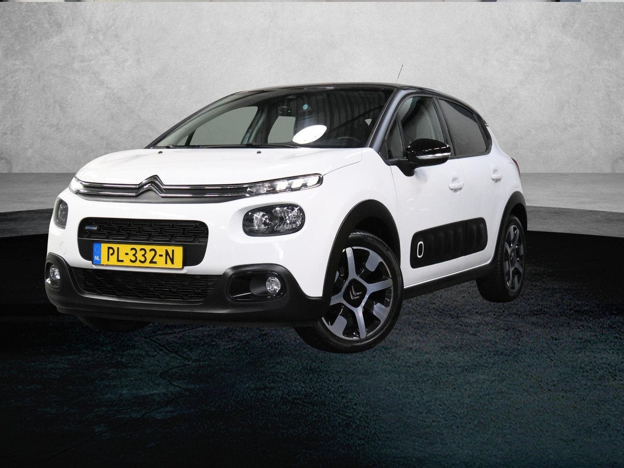 Citroën C3 1.2 82PK Shine | 2de eigenaar | AppleCarplay/And, Auto's, Dealer onderhouden, 450 kg, 1199 cc, 82 pk