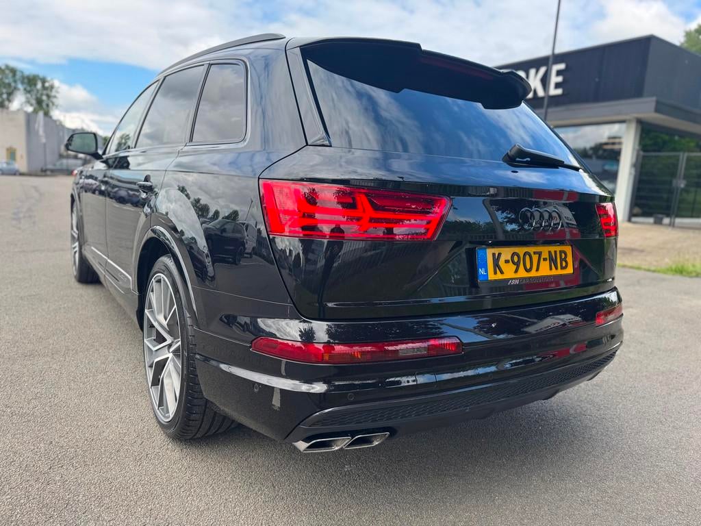 Audi Q7 4.0 TDI SQ7 quattro Pro Line + 7p Panorama Matrix Le, Auto's, 435 pk, Gebruikt, 7 stoelen, Zwart