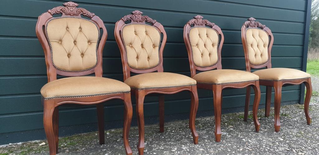 Barok eetkamer stoelen, Ophalen