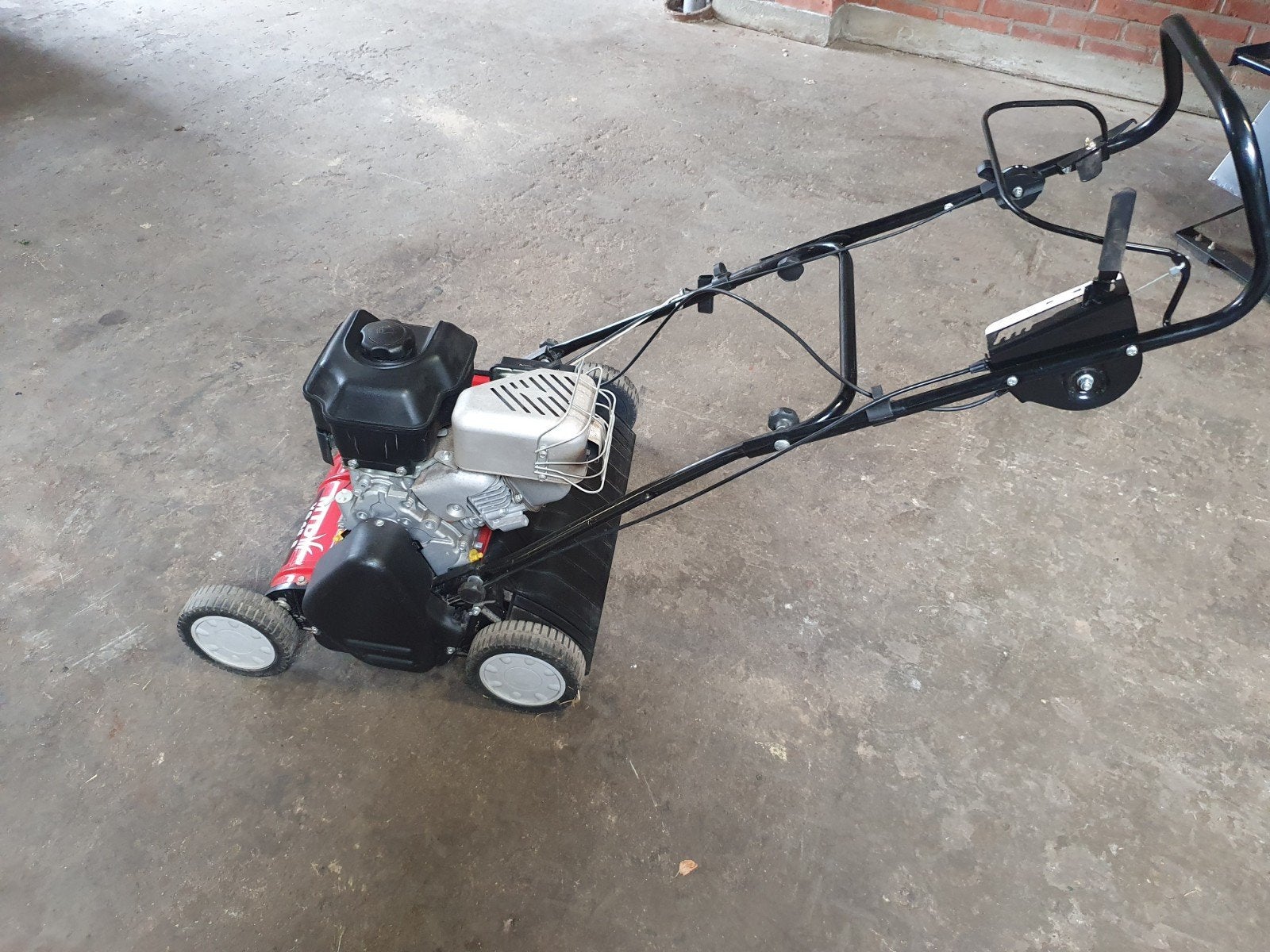mtd verticuteermachine, Ophalen, Zo goed als nieuw, Benzine