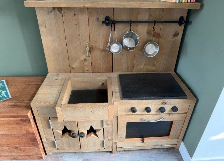 Steigerhouten speelgoedkeuken - 100x100x42cm, Ophalen, Gebruikt, Hout, Speelkeuken