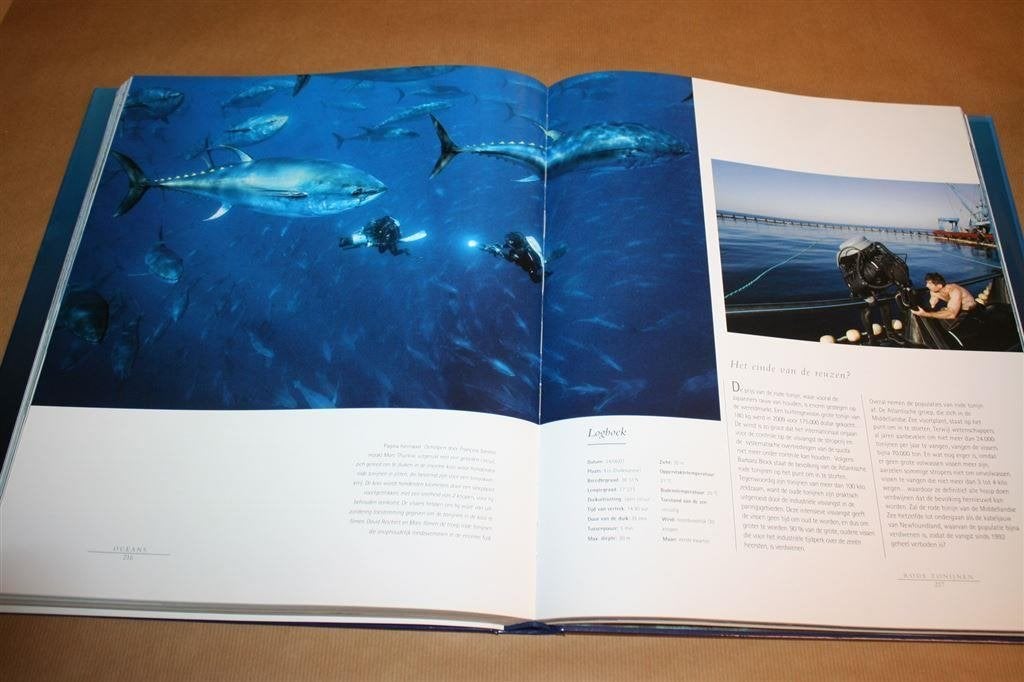 Dikke pil. Oceans. Nederlandse Versie., Ophalen of Verzenden, Zo goed als nieuw, Vogels