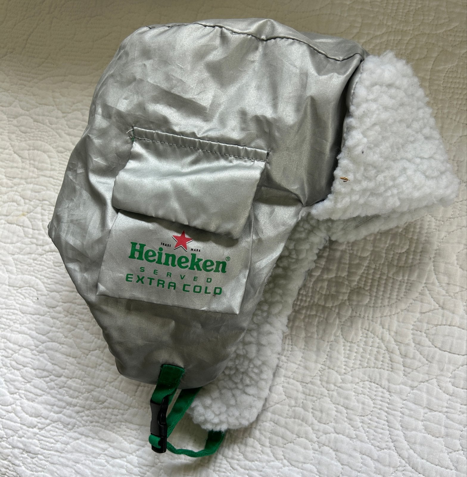 Heineken Extra Cold Muts - Warm en Stijlvol, Ophalen of Verzenden, Nieuw