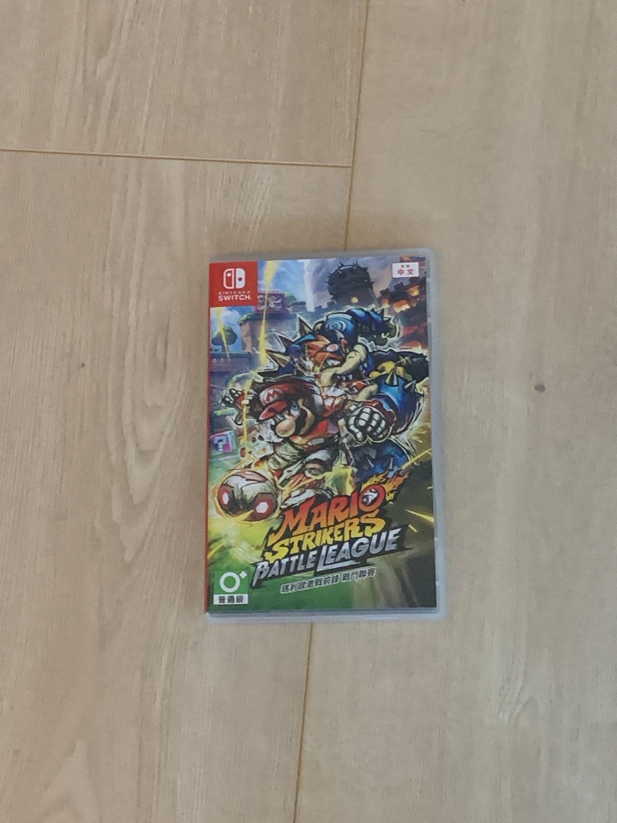 Mario Strikers Battle League - Nintendo Switch 1, Spelcomputers en Games, Eén computer, Ophalen of Verzenden, Zo goed als nieuw