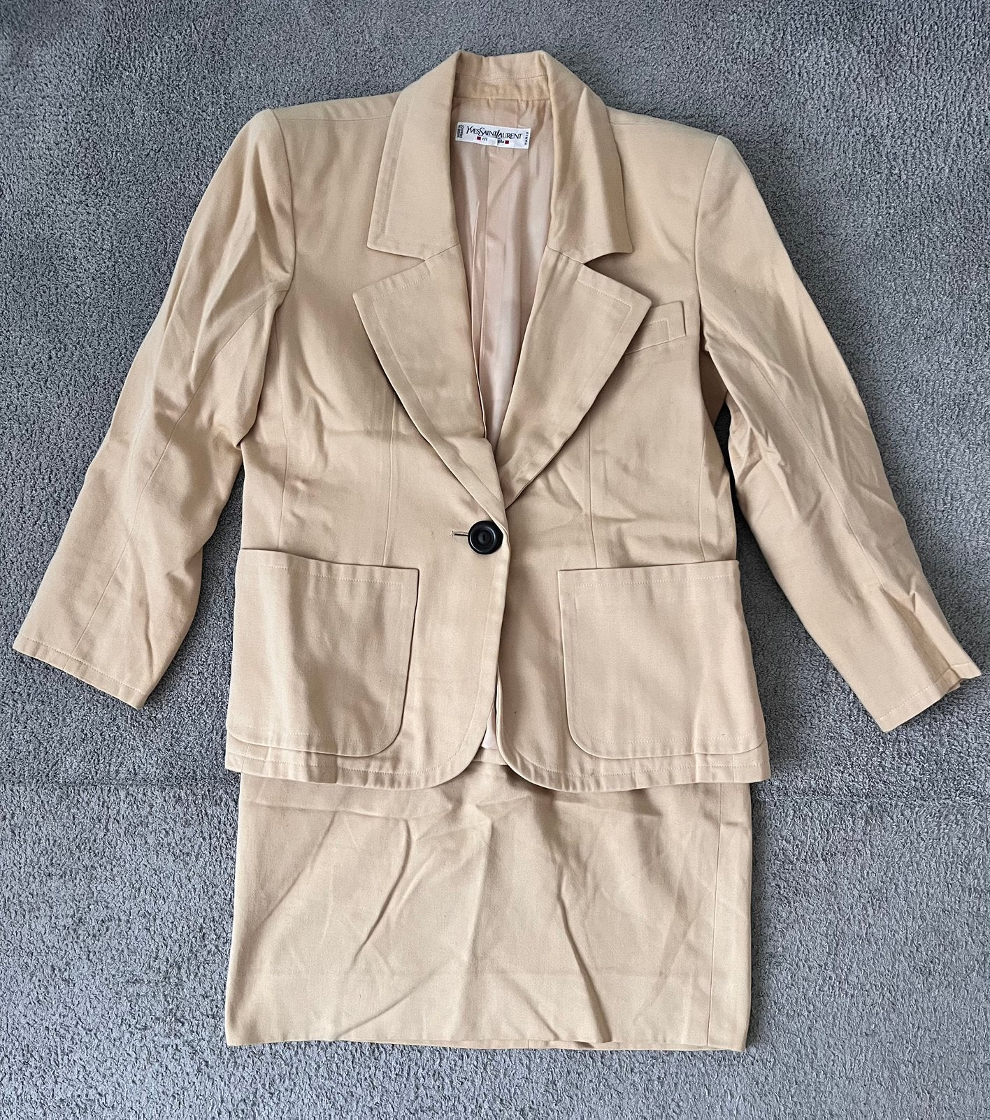 Yves Saint Laurent jas en rok set origineel!, Ophalen of Verzenden, Gedragen, Maat 38/40 (M), Kostuum of Pak
