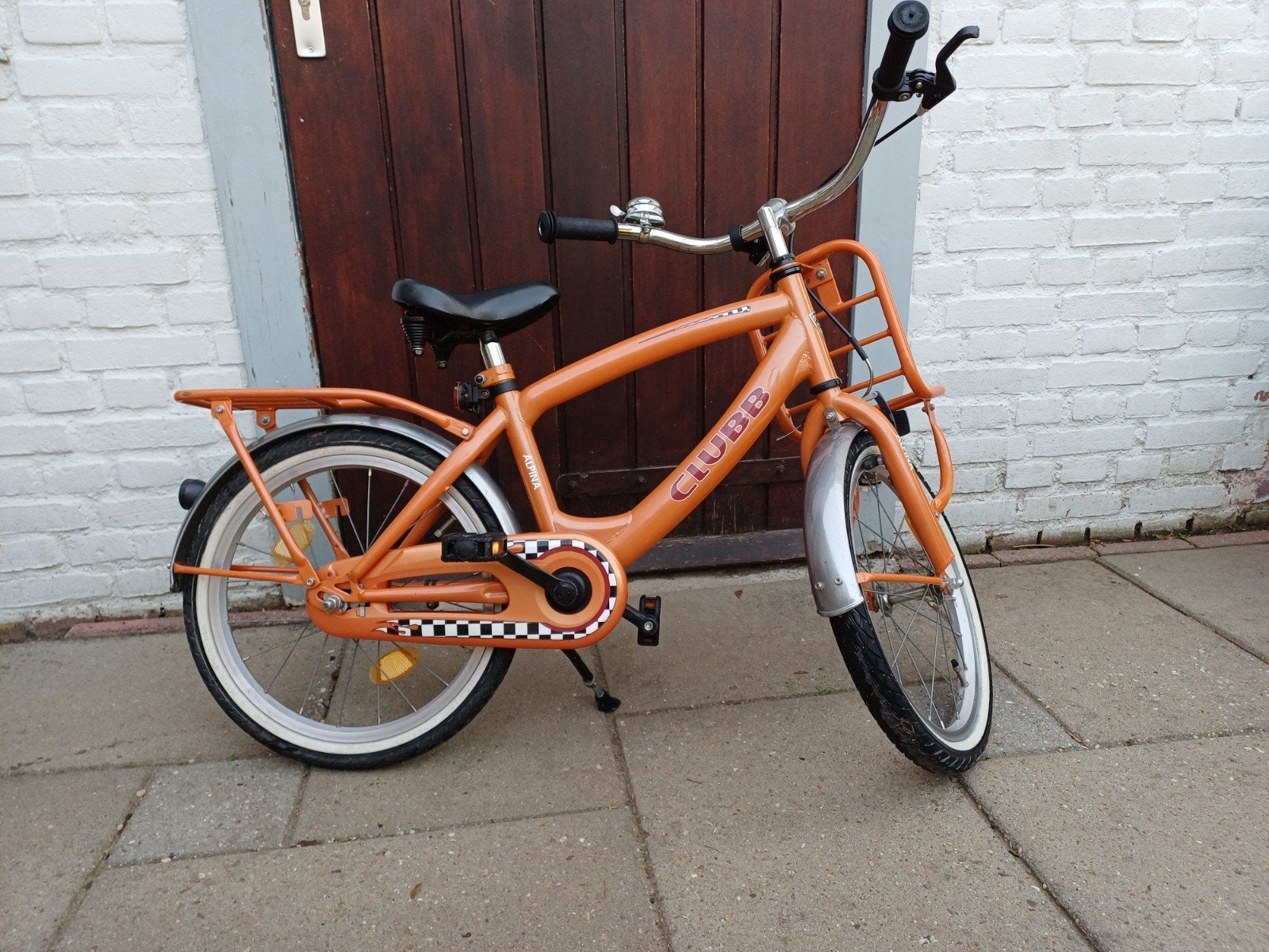 Oranje Alpina Clubb 18 inch fiets jongens, Fietsen en Brommers, Fietsen | Jongens, Ophalen, Gebruikt, 18 inch, Handrem