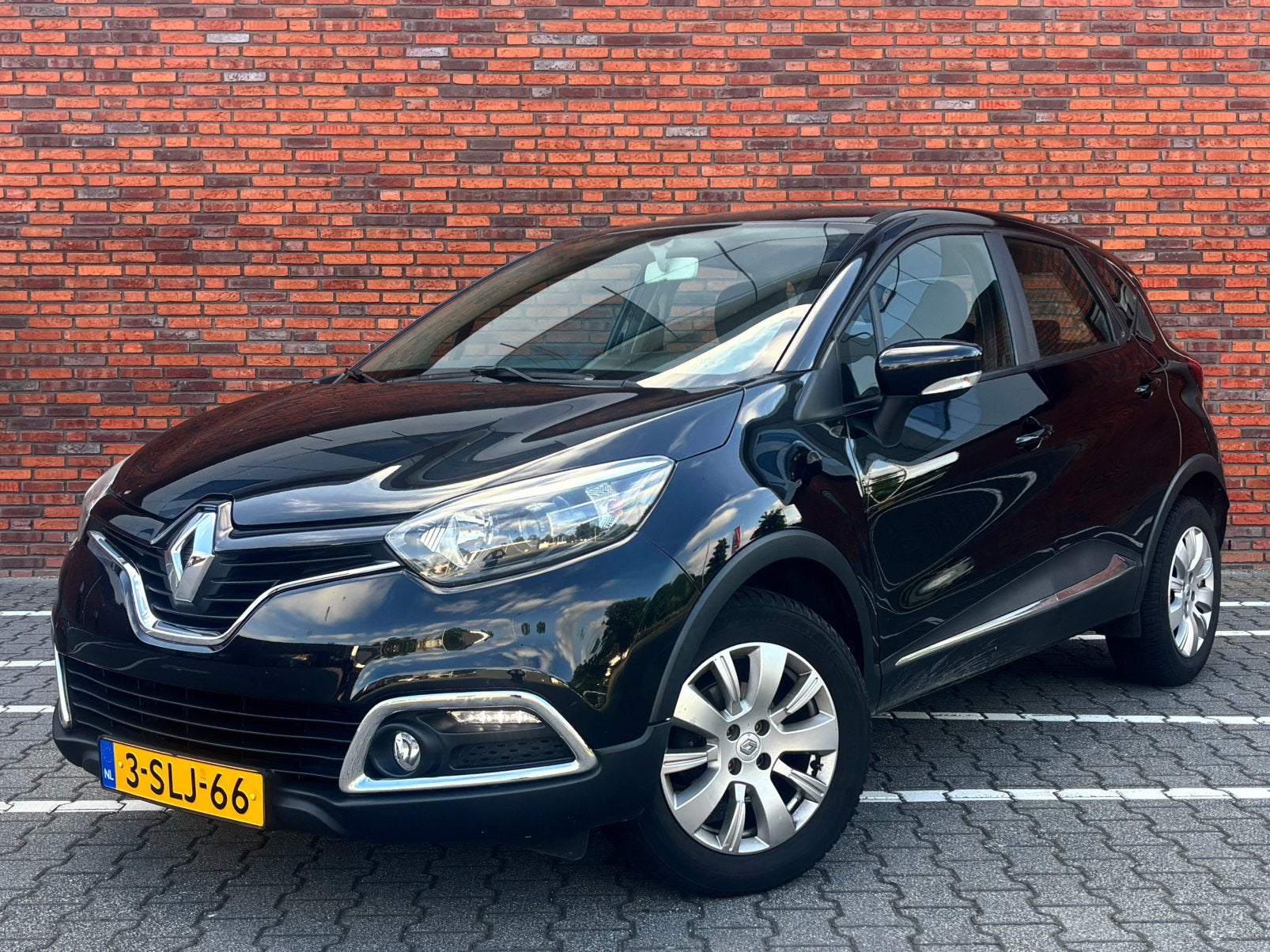 Renault Captur 0.9 TCe Expression | Navi | Cruise | Airco, Auto's, Voorwielaandrijving, 898 cc, Stof, Zwart