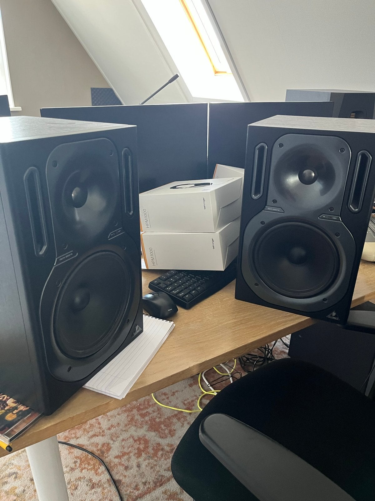 Behringer Truth B2031A actieve Studio Monitoren (set van 2), Studiomonitor, Gebruikt, Inclusief kabels, Ophalen