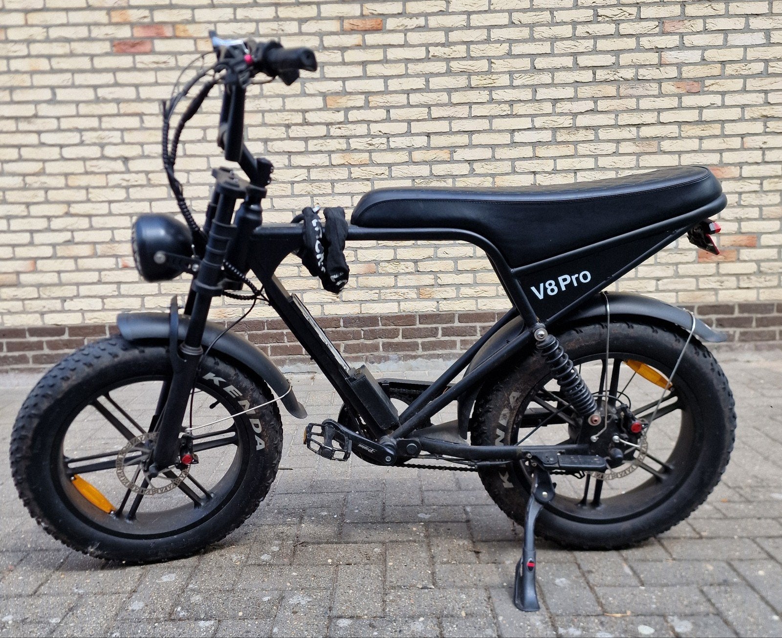 V8 Pro Fatbike E-bike - Zo goed als nieuw, Fietsen en Brommers, Elektrische fietsen, Ophalen, Gebruikt, 50 km per accu of meer