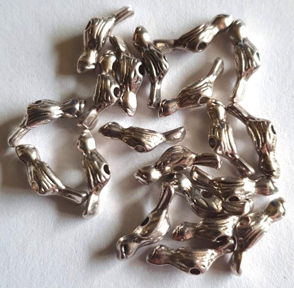 SALE 20x Tibetaans verzilverde schattige vogel kralen 13x5mm, Verzenden, Nieuw, Kraal