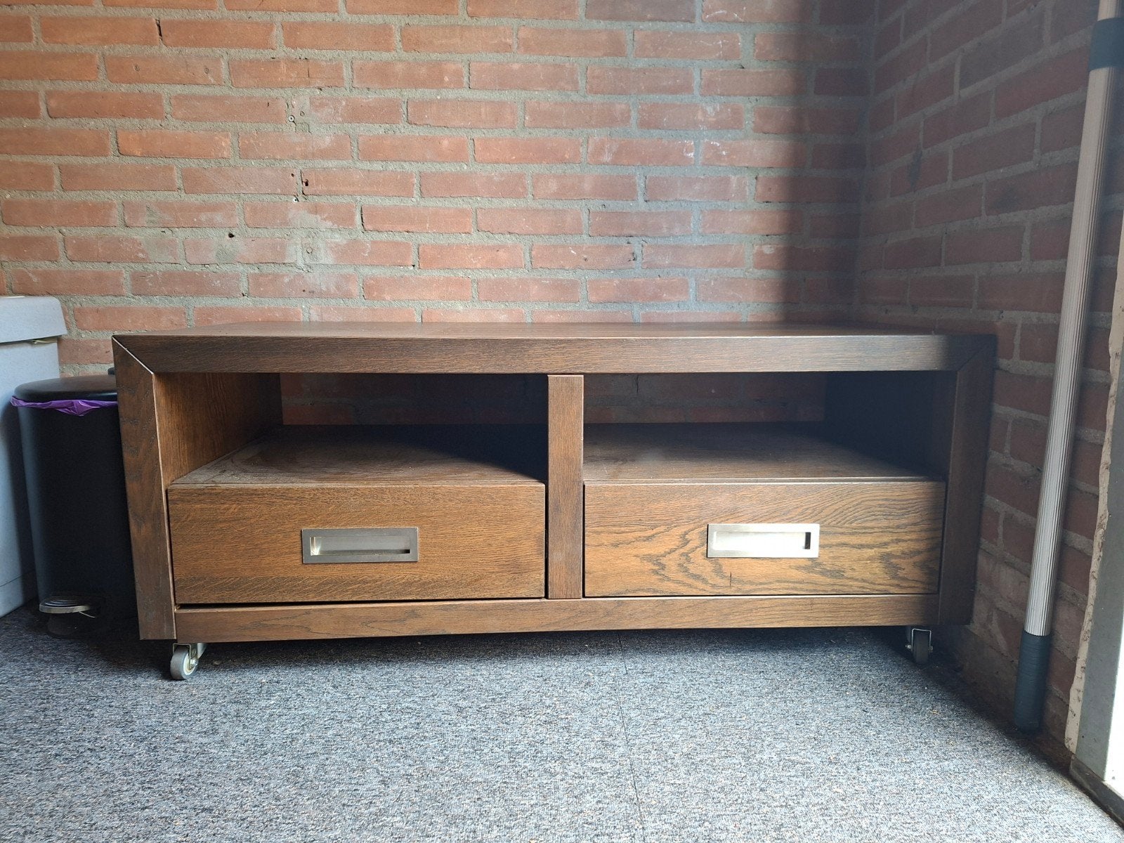 Houten tv-meubel met lades en wieltjes 120x50x50, Huis en Inrichting, Ophalen, Gebruikt, 100 tot 150 cm, Minder dan 100 cm