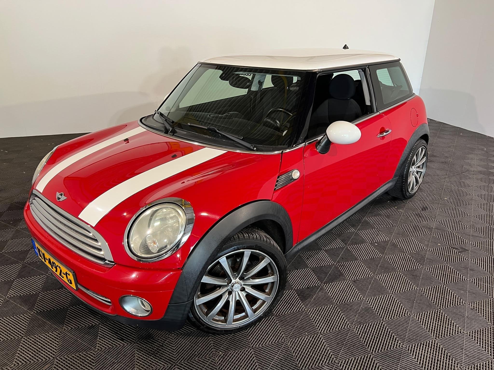 MINI 3-Deurs 1.6 Cooper Pepper, Voorwielaandrijving, Stof, Gebruikt, 4 cilinders