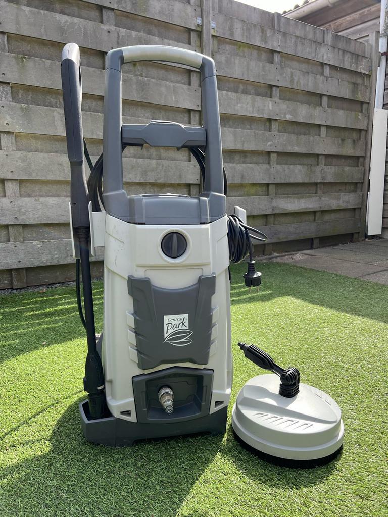 Hogedrukreiniger - Central Park, Tuin en Terras, Hogedrukreinigers, Ophalen, Zo goed als nieuw, Elektrisch, Met regelbare waterdruk