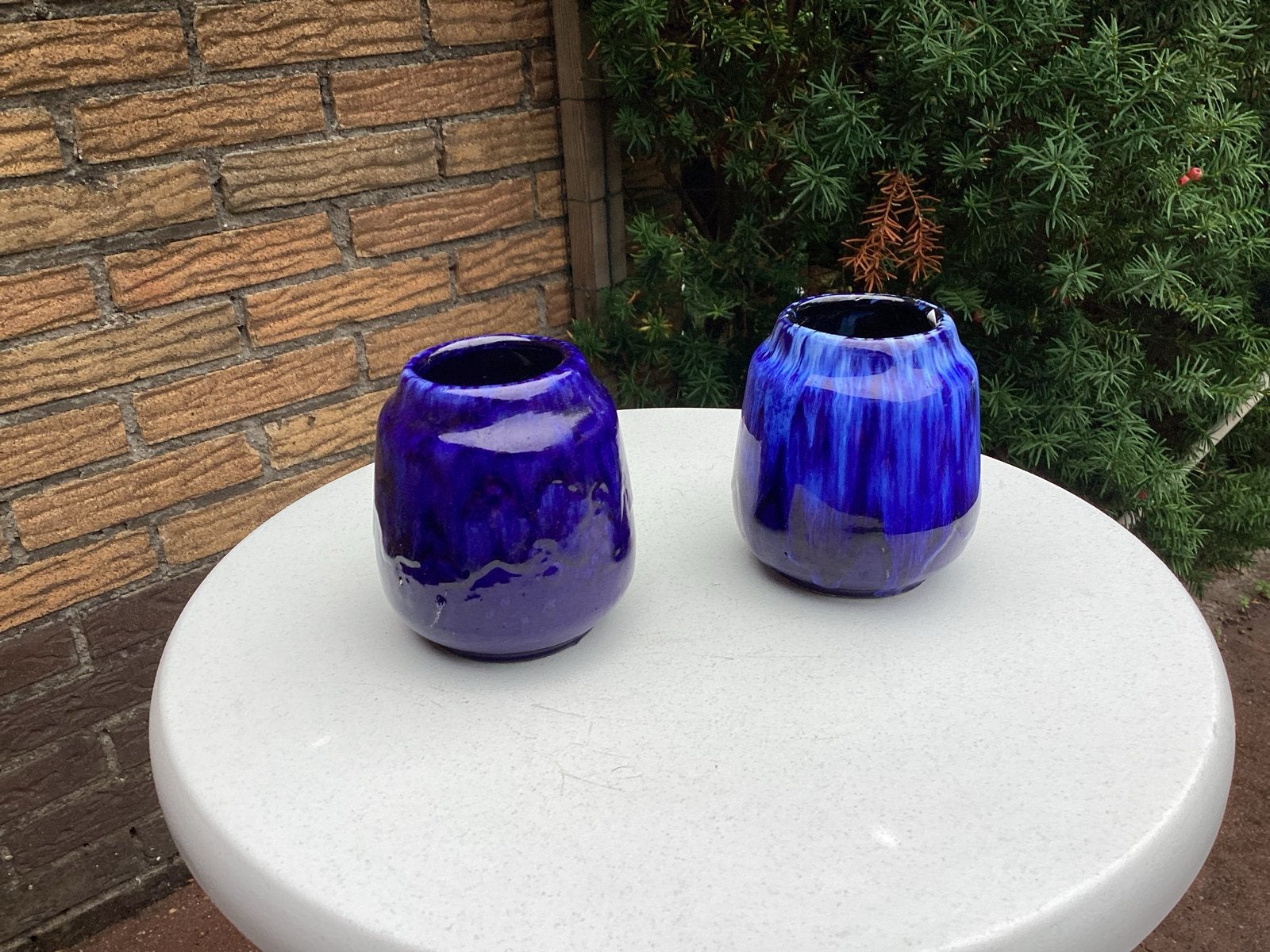 Twee retro Scheurich vaasjes (model 552) - West Duitsland, Gebruikt, Blauw, Ophalen of Verzenden, 8 cm