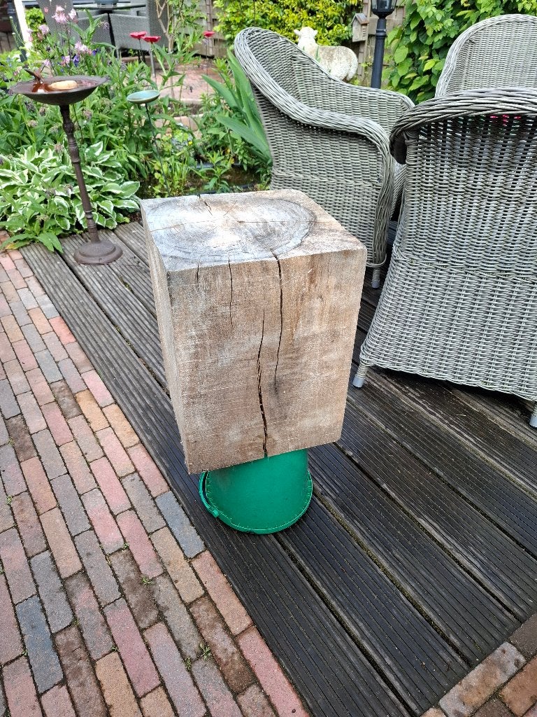 massief houten sokkel, Ophalen, Gebruikt