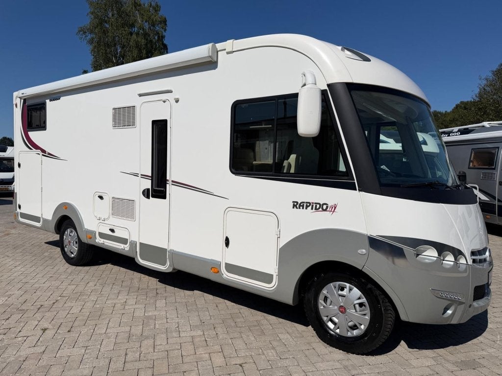 Rapido 8066 DF Enkele Bedden Hefbed 2017 Automaat Euro 6, Caravans en Kamperen, Campers, Fiat, Bedrijf, Diesel, Rapido