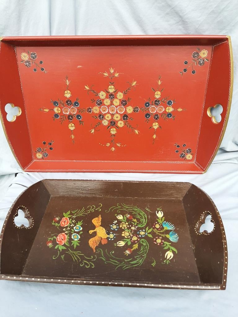2 beschilderde dienbladen, Ophalen of Verzenden, Gebruikt, Rechthoekig, Hout